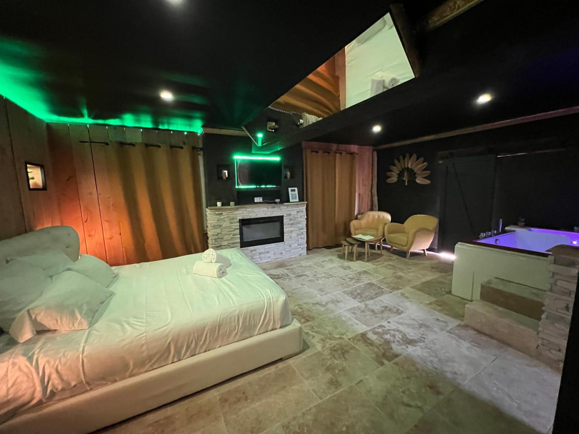 Le Lodge Des Charmes 5 Etoiles Leves Eksteriør billede