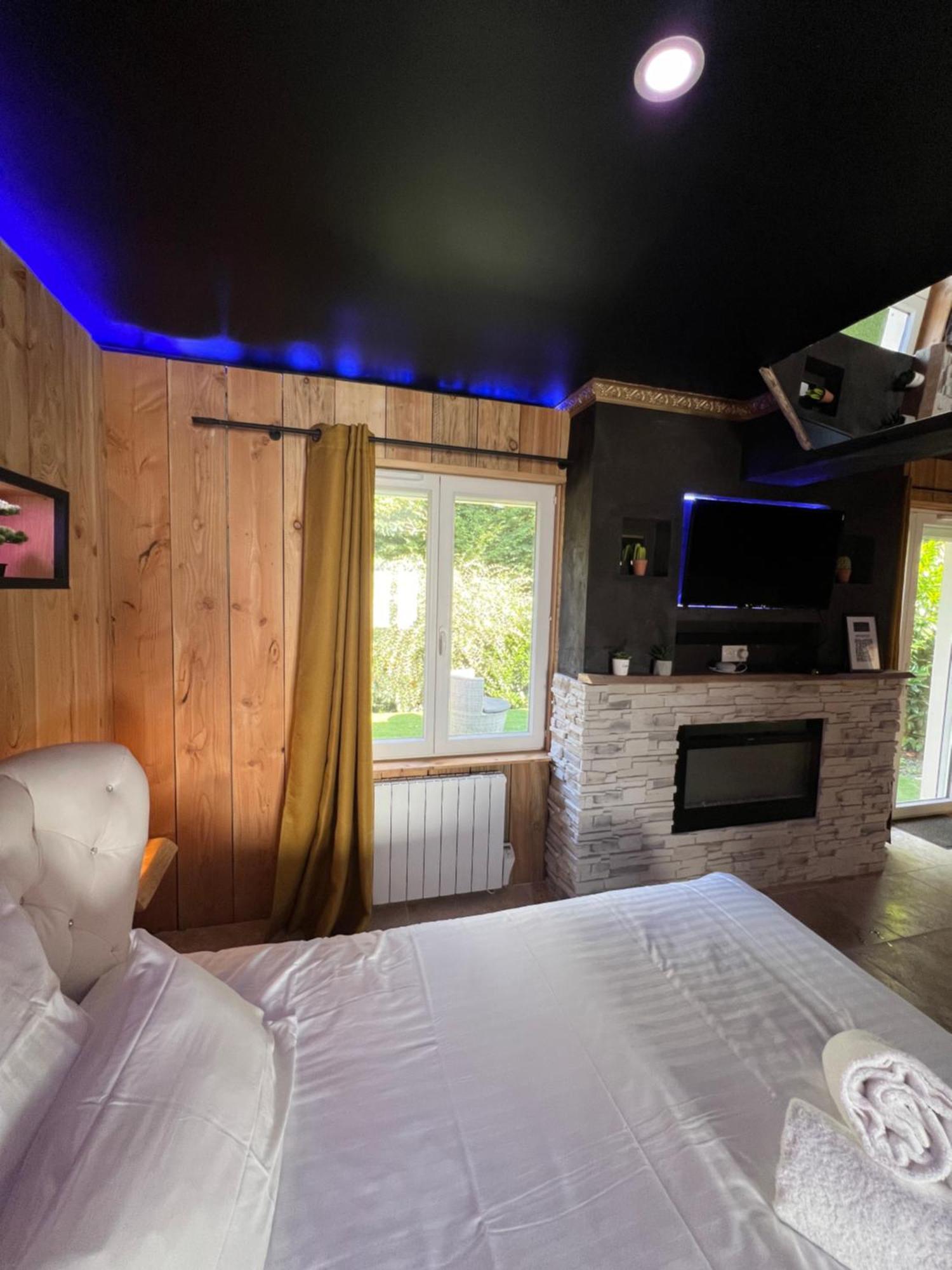 Le Lodge Des Charmes 5 Etoiles Leves Eksteriør billede