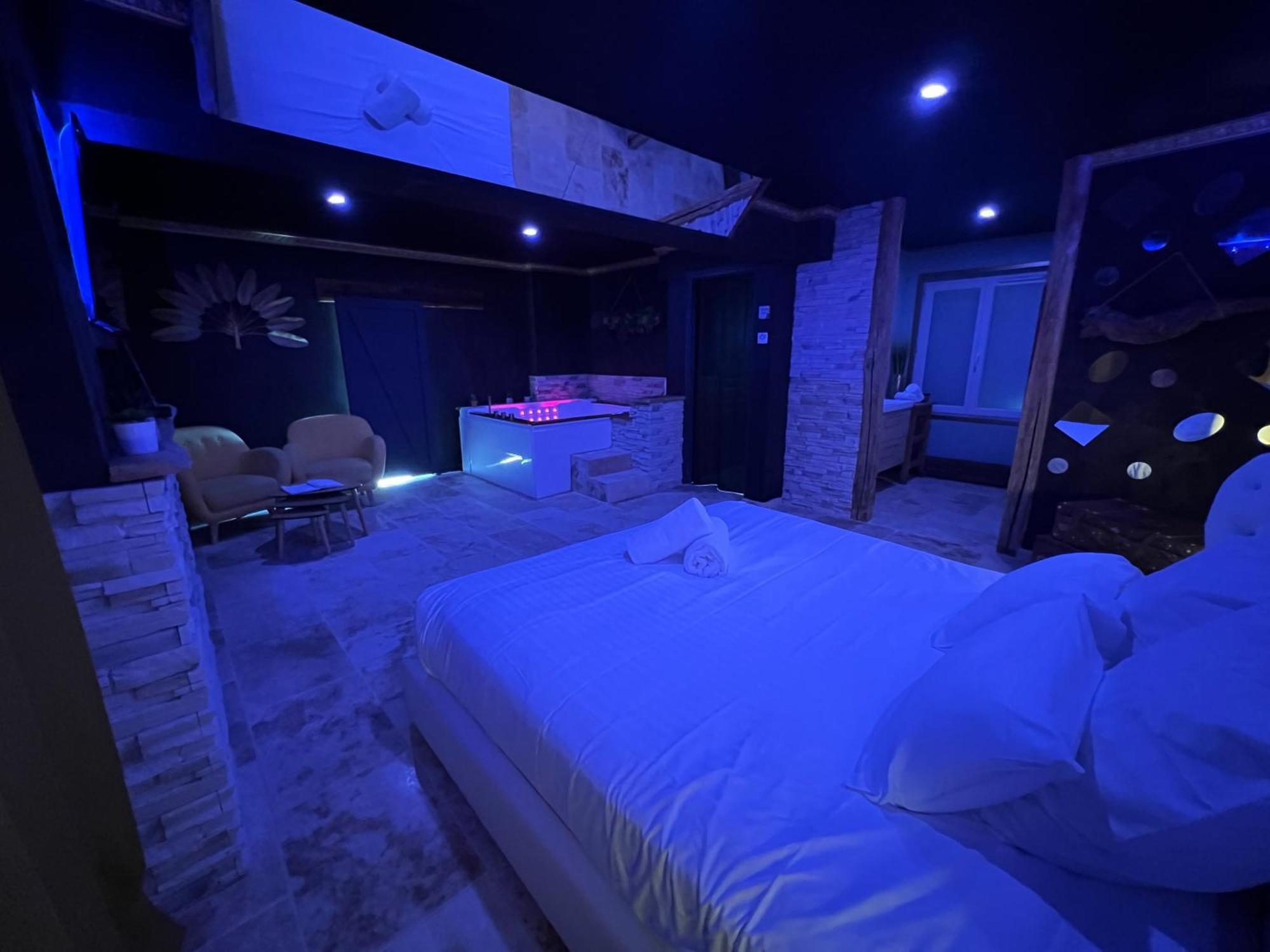 Le Lodge Des Charmes 5 Etoiles Leves Eksteriør billede